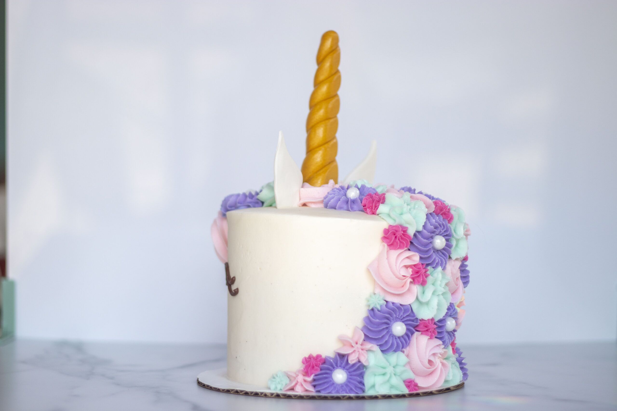 Unicorn Cutting Cake - Image 2