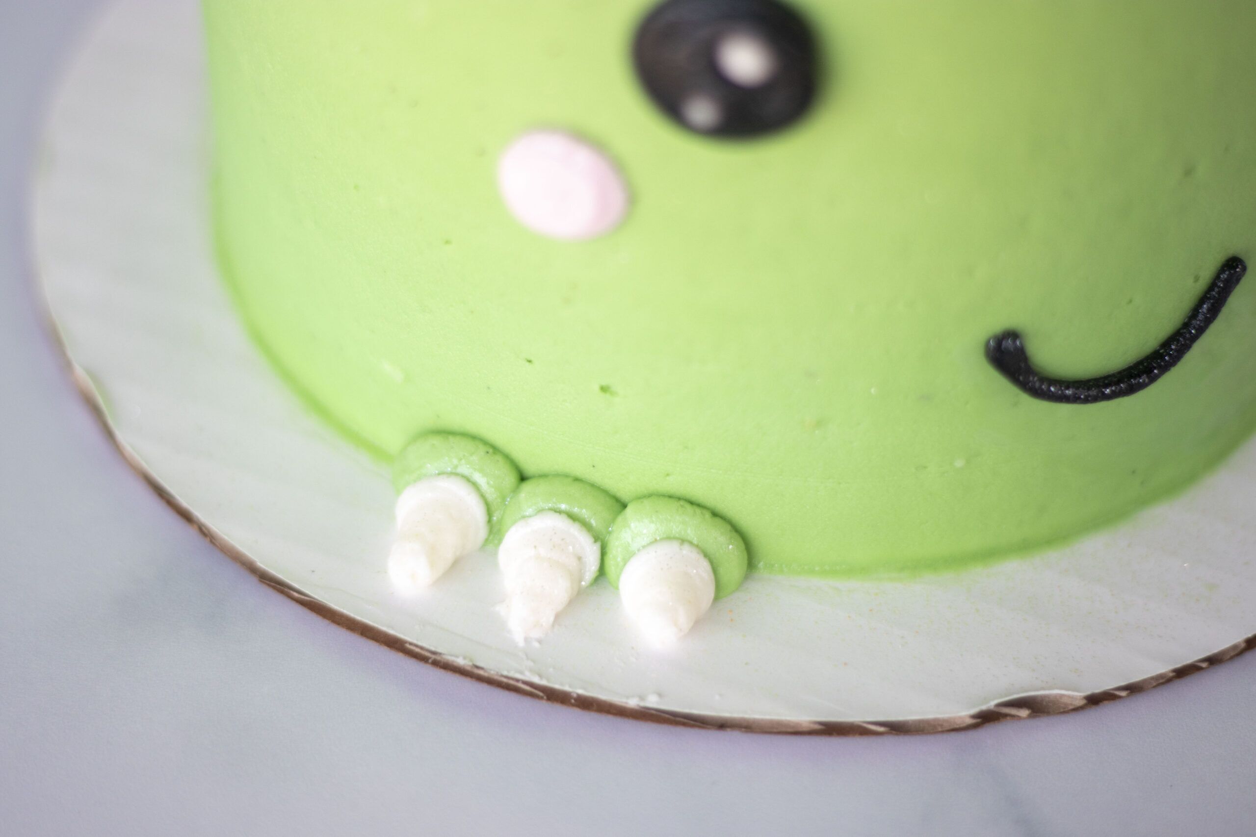 Dino-Raur Cutting Cake - Image 4