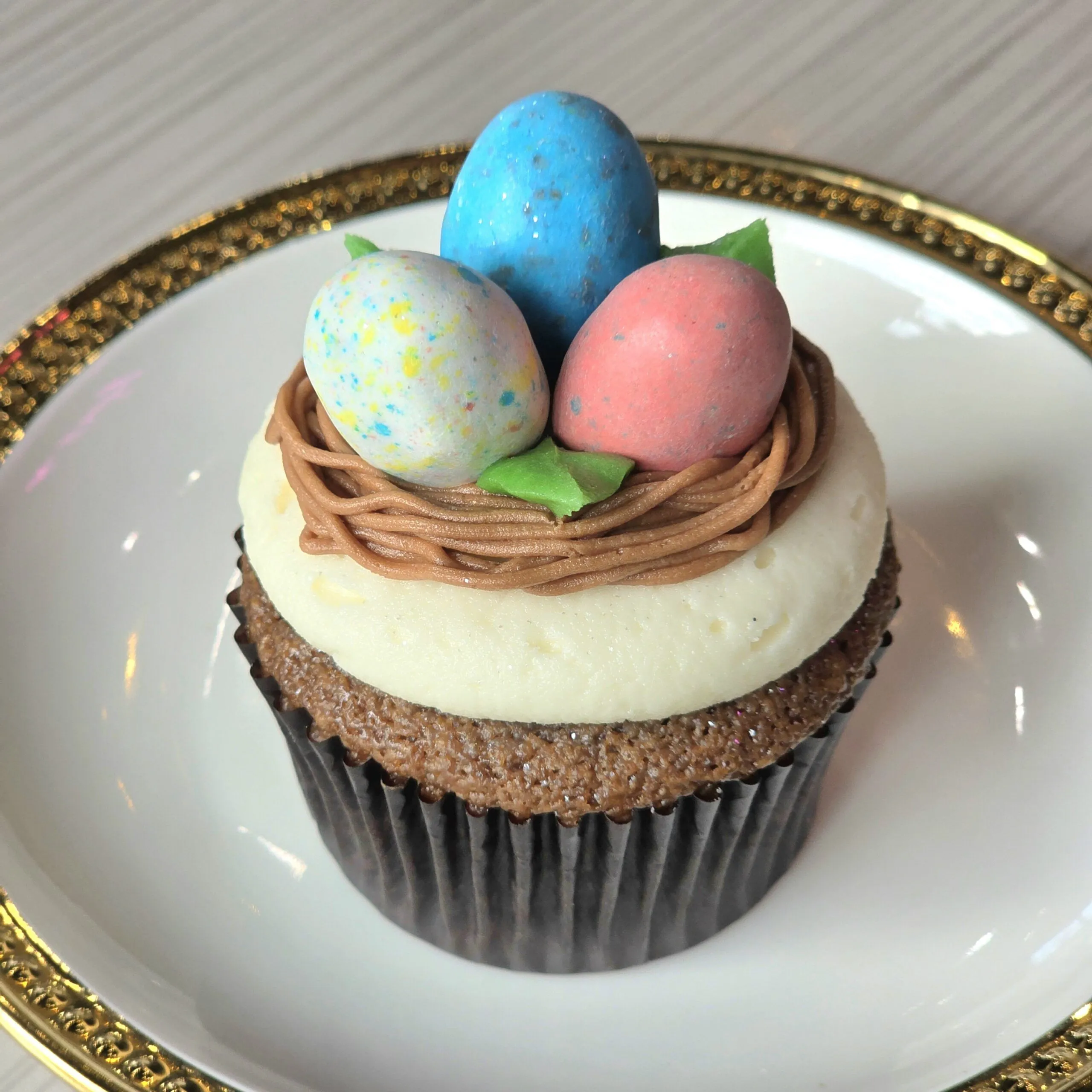Easter Egg Cupcake