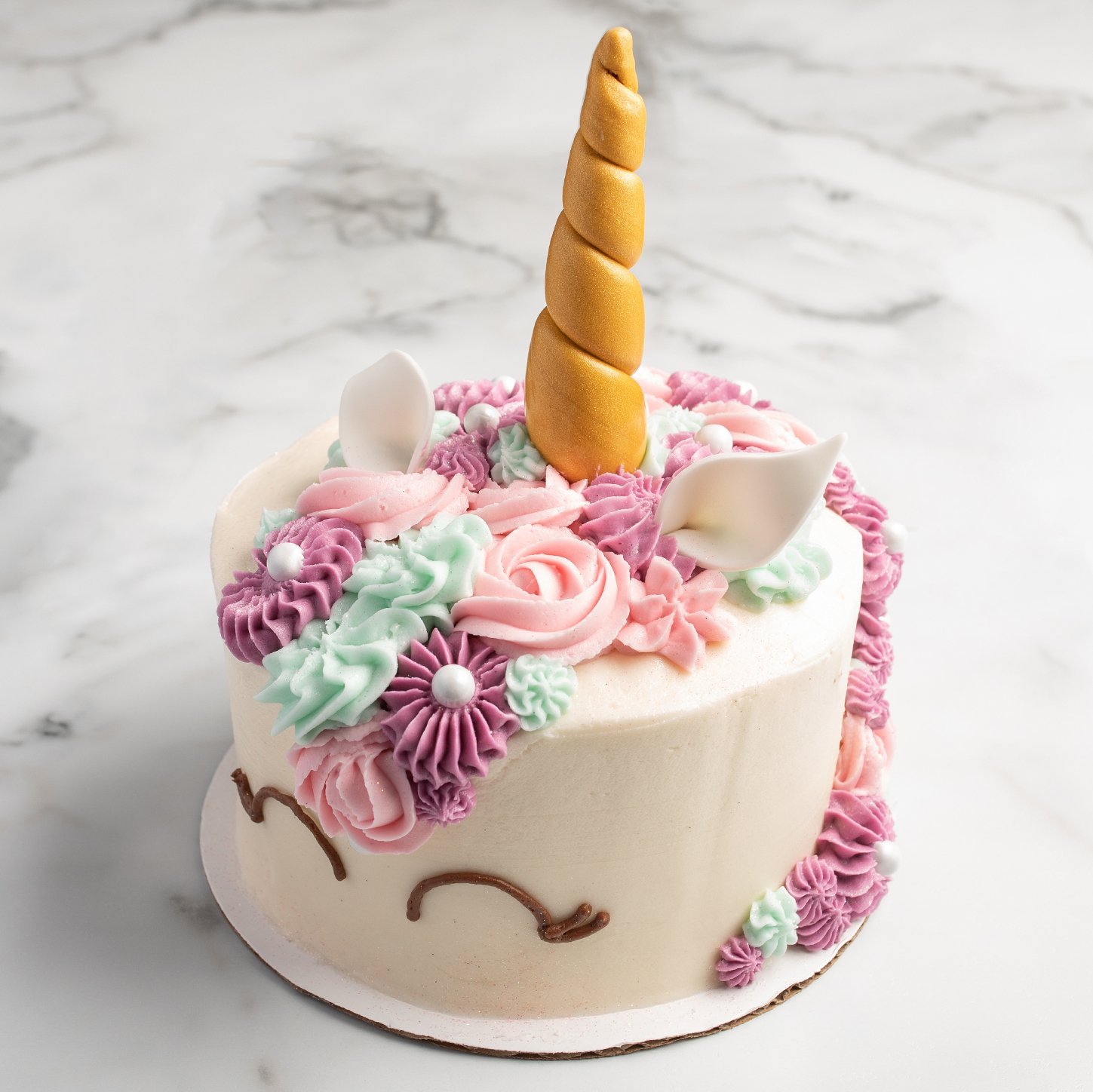 Unicorn Cutting Cake