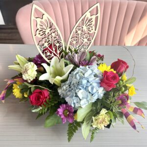 '26 Easter Floral Table Centerpiece